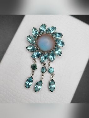 Vintage Sappharine Glass Cabochon Flower Dangling Brooch c1950s